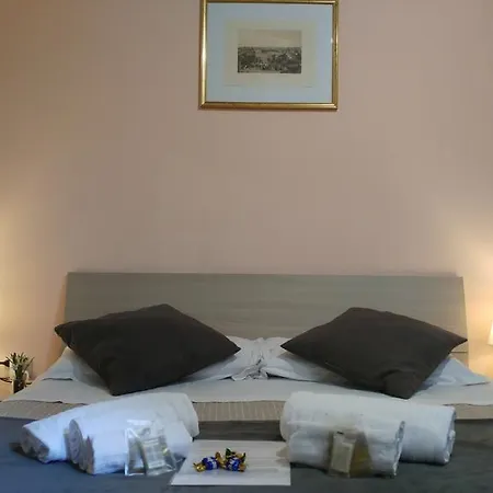 Dreaming Navona Guest house 2*