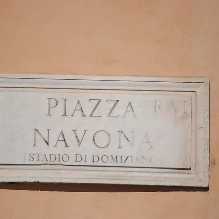 Dreaming Navona Guest house